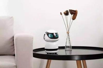 儿童陪伴机器人小墨 打造供应链金融+人工智能新商业模式